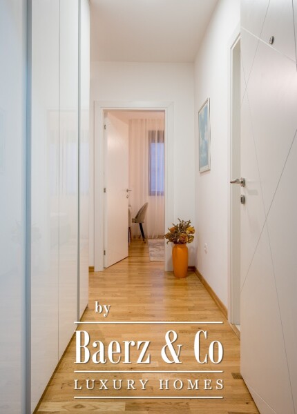 photo 8 Apartment in Tivat Center with a Garage