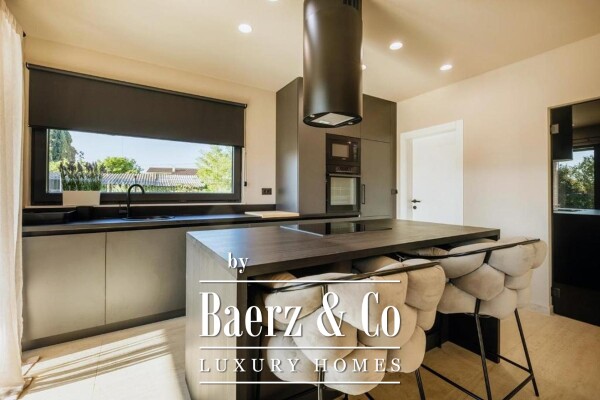 photo 10 Istria, Tar, newly built modern villa with swimming pool in the center of Tar, near Poreč