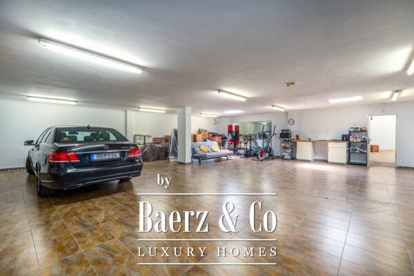 photo 31 5 bedroom villa with swimming pool in the historic area of Parede