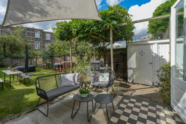 photo 61 Graadt van Roggenstraat 14