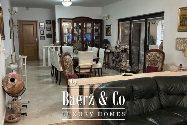 photo 4 Hvar, Jelsa, residential and commercial complex ideal for investment