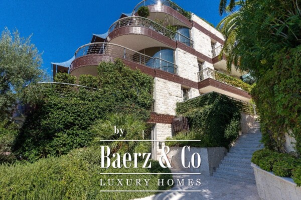 photo 2 Luxurious Apartment in a 5* Hotel in Budva