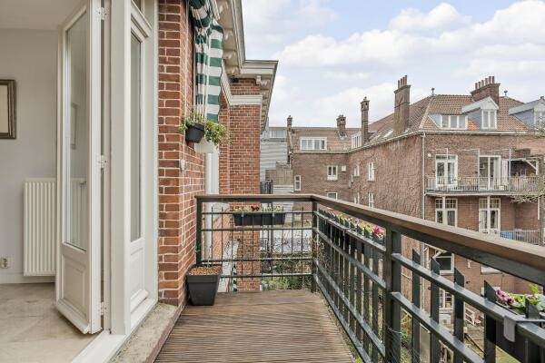 photo 2 Vossiusstraat 6 E