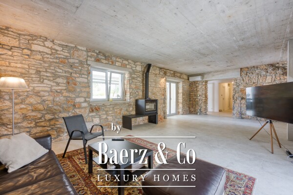 photo 16 Luxury Stone Residence on a Spacious Estate near Višnjan