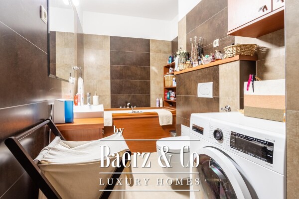 photo 11 Split, Pazdigrad – Spacious Two-Bedroom Apartment 142 m² with Garage and Landscaped Courtyard