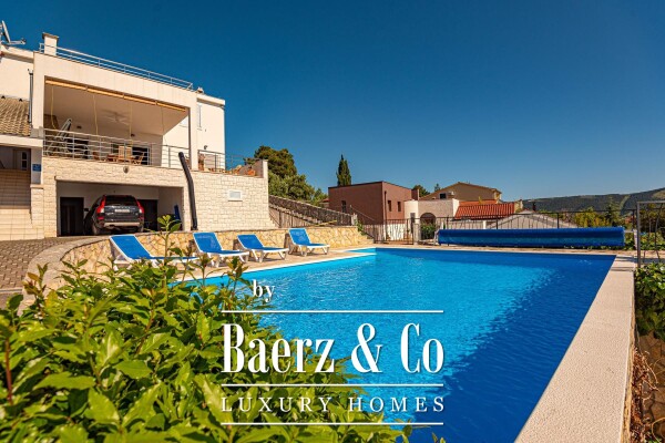 photo 5 Šibenik, Žaborić, beautiful house with a swimming pool and panoramic sea view, 438 m²