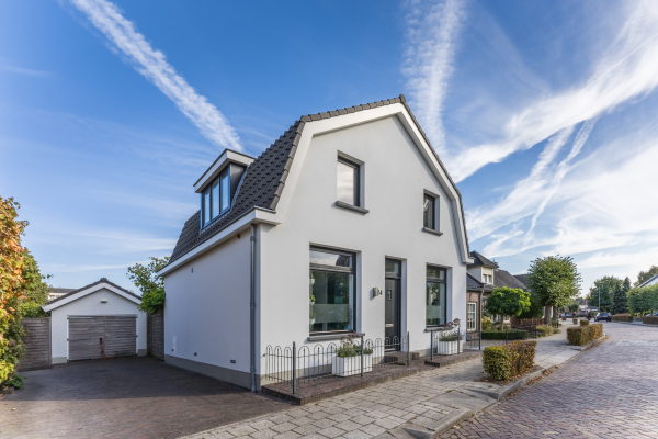 photo 1 Burgemeester Buskensstraat 14