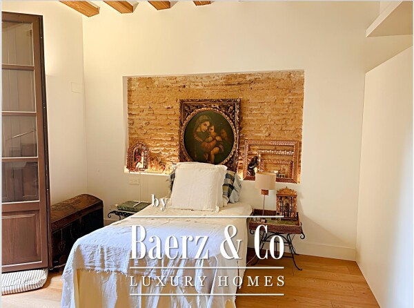 photo 9 Prestigious Apartment in a 17th-Century Historic Building