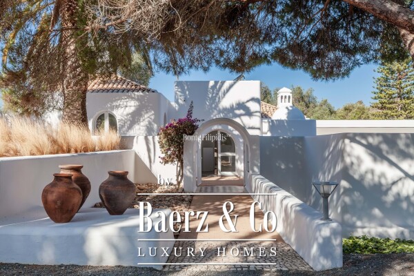 photo 2 Beautiful luxury home in Bensafrim, Bensafrim