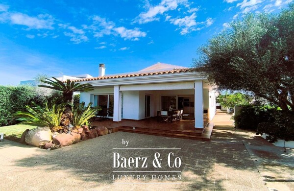 photo 4 CHARMING VILLA WITH TOURIST LICENSE AND AN EXCEPTIONAL LOCATION VERY CLOSE TO CIUTADELLA DE MENORCA