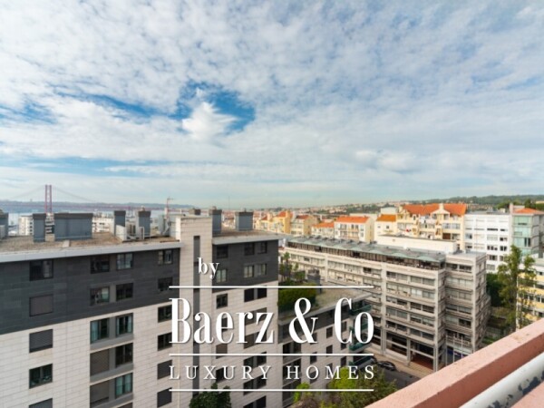 photo 22 Duplex Penthouse on Infante Santo with River View