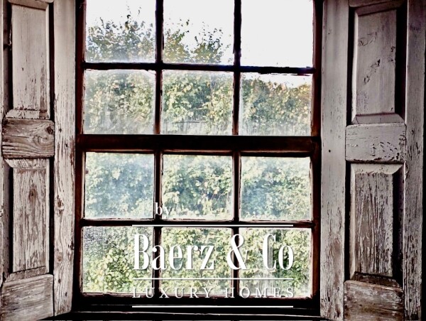 photo 4 Building for restoration - Centre of Porto