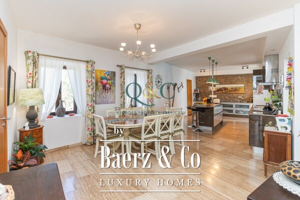 photo 5 Beautiful luxury home in Santa Bárbara de Nexe, Bordeira