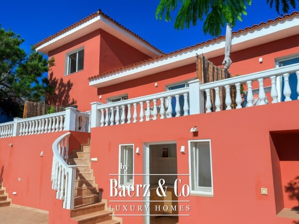 photo 3 Large villa by the sea in Candelaria