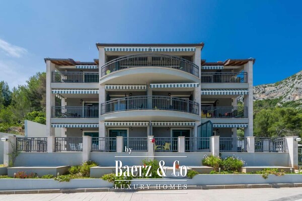 photo 1 Hvar, Milna - apartment house with a swimming pool, total area 1,044 m²