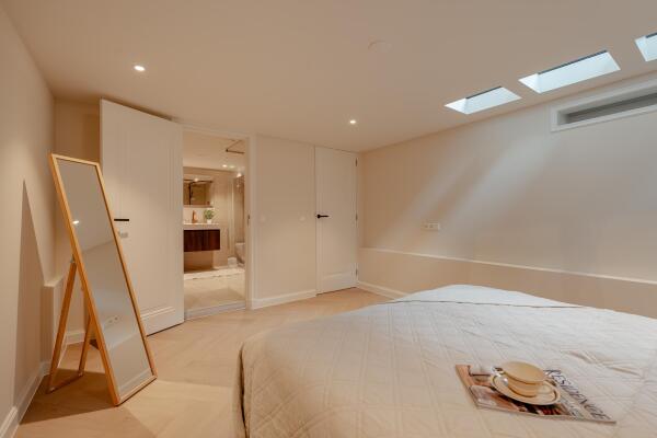 photo 32 Eerste Helmersstraat 34