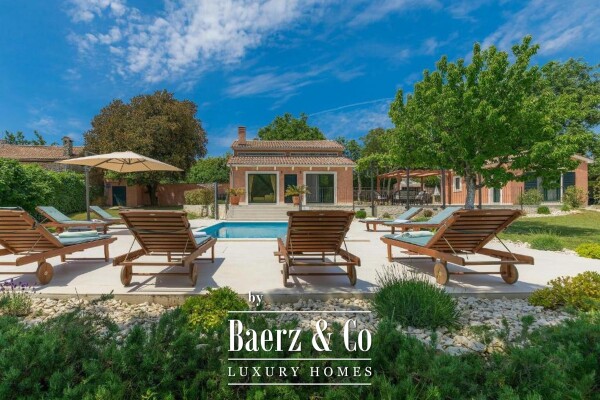 photo 29 Istria, Rovinj, a beautiful house on a large plot with a guest house and a swimming pool