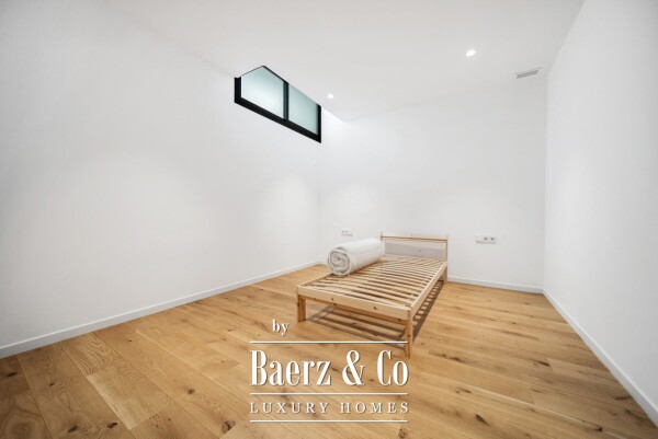 photo 32 Villa - Marbella East - Ref: 8693