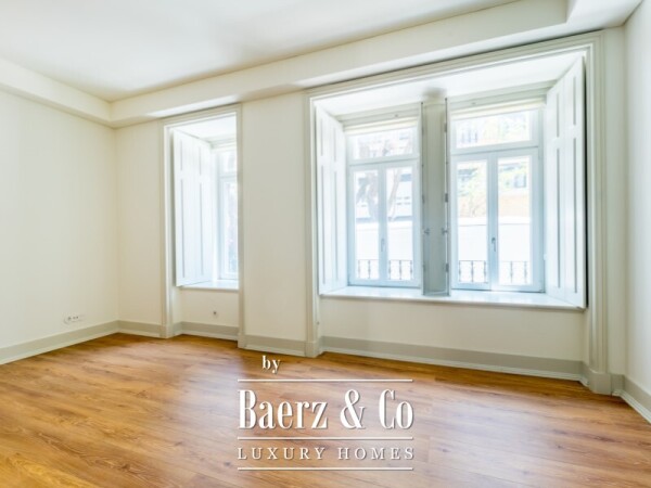 photo 3 2 bedroom apartment with private garden, in Saldanha