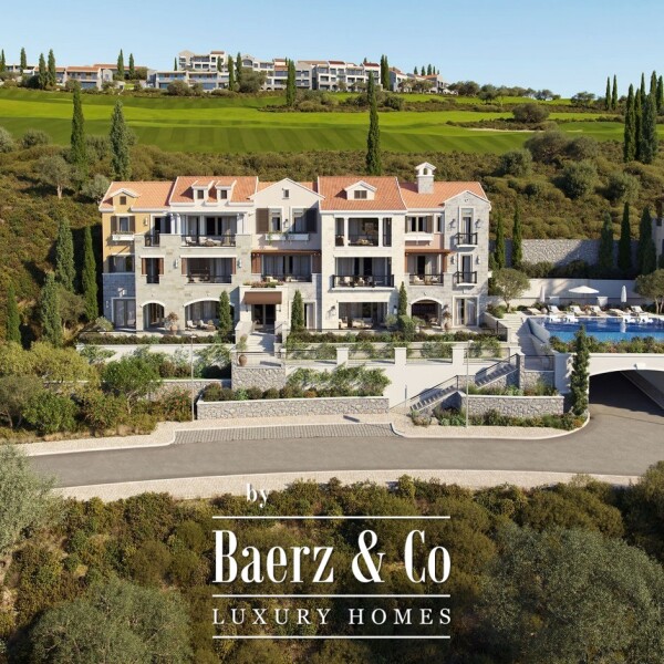 photo 12 Luxury Apartment in Montenegro with a Sea View