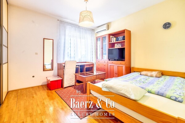 photo 8 Zagreb, Pantovčak, five room apartment with garage in one of the most beautiful streets in the city
