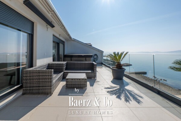 photo 3 Zadar, Bibinje, two-bedroom apartment with impressive views, first row to the sea