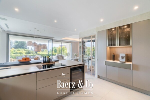 photo 52 Villa - Nueva Andalucia - Marbella - Ref: 8702