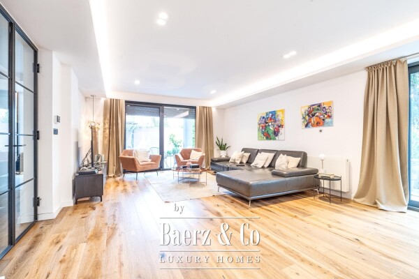 photo 1 Zagreb, Kraljevec, beautiful four-bedroom family house with garden and 4 parking spaces, 250 m²