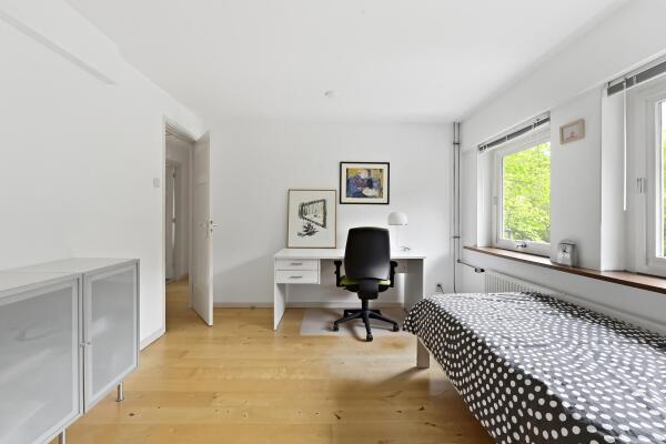 photo 56 Charlotte de Bourbonstraat 24