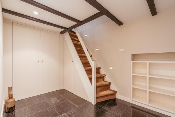 photo 56 Diepenbrockstraat 18