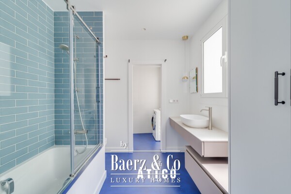 photo 18 Penthouse for sale in Ciutat Vella