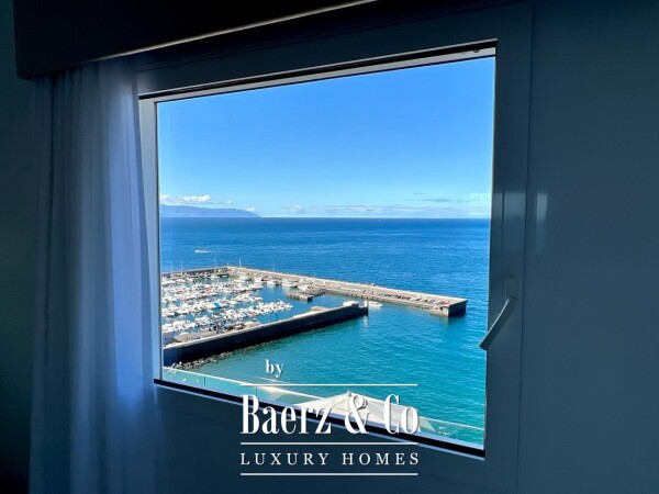 photo 4 Magnificent luxury villa on the seafront