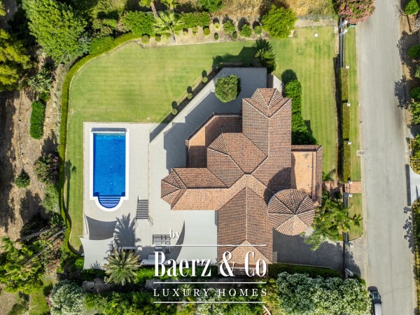 photo 2 Beautiful luxury home in Sotogrande, Sotogrande Alto - Zona F
