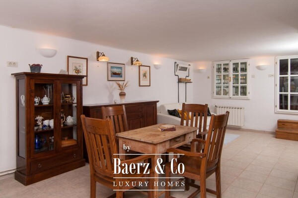 photo 8 Brac, beautiful Mediterranean house in a unique location, 1st row to the sea