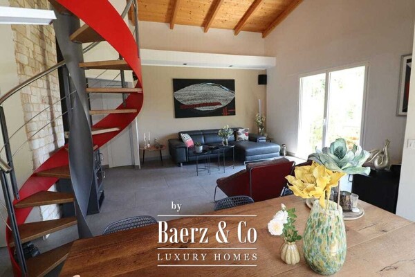 photo 2 Villa for sale 151 m²