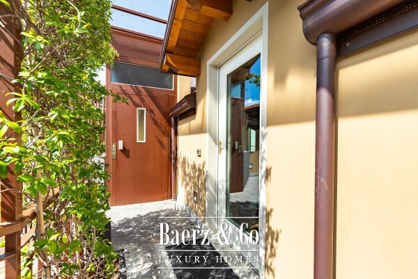 photo 8 Luxury Penthouse with Lake Views in Historic Arona