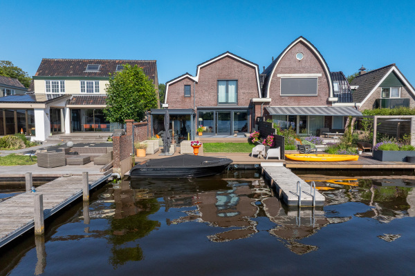 photo 8 Noordeinde 90