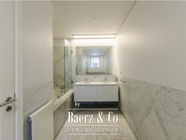 photo 13 3-bedroom apartment with private parking, in a prime Chiado location