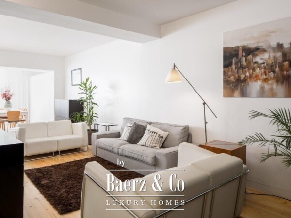 photo 2 3-Bedroom plus study apartment , with Private Outdoor Space, in Campo Pequeno