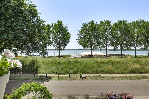 photo 98 Broekstraat 23