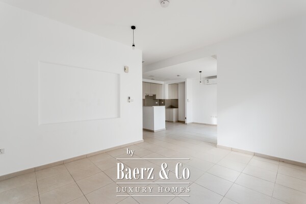 photo 7 GREAT LOCATION  | FAMILY LIVING | AVAILABLE SOON