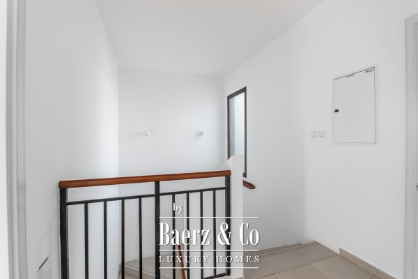 photo 11 GREAT LOCATION  | FAMILY LIVING | AVAILABLE SOON