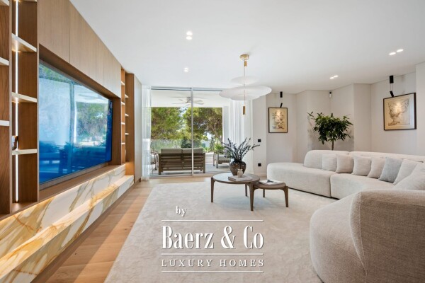 photo 5 Penthouse - Marbella East - Ref: 8738